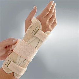 Futuro Deluxe Wrist Stabilizer Left Hand Small/ Medium