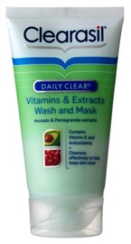 Clearasil Daily Clear Vitamins & Extracts Scrub 150ml